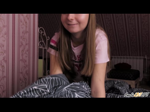 ❤️ Tarraingíonn Blondie BFF go domhain uirthi agus faigheann sí cum ina béal ❤❌ Físeán fucking ag ga.myinvest.top ❌❤